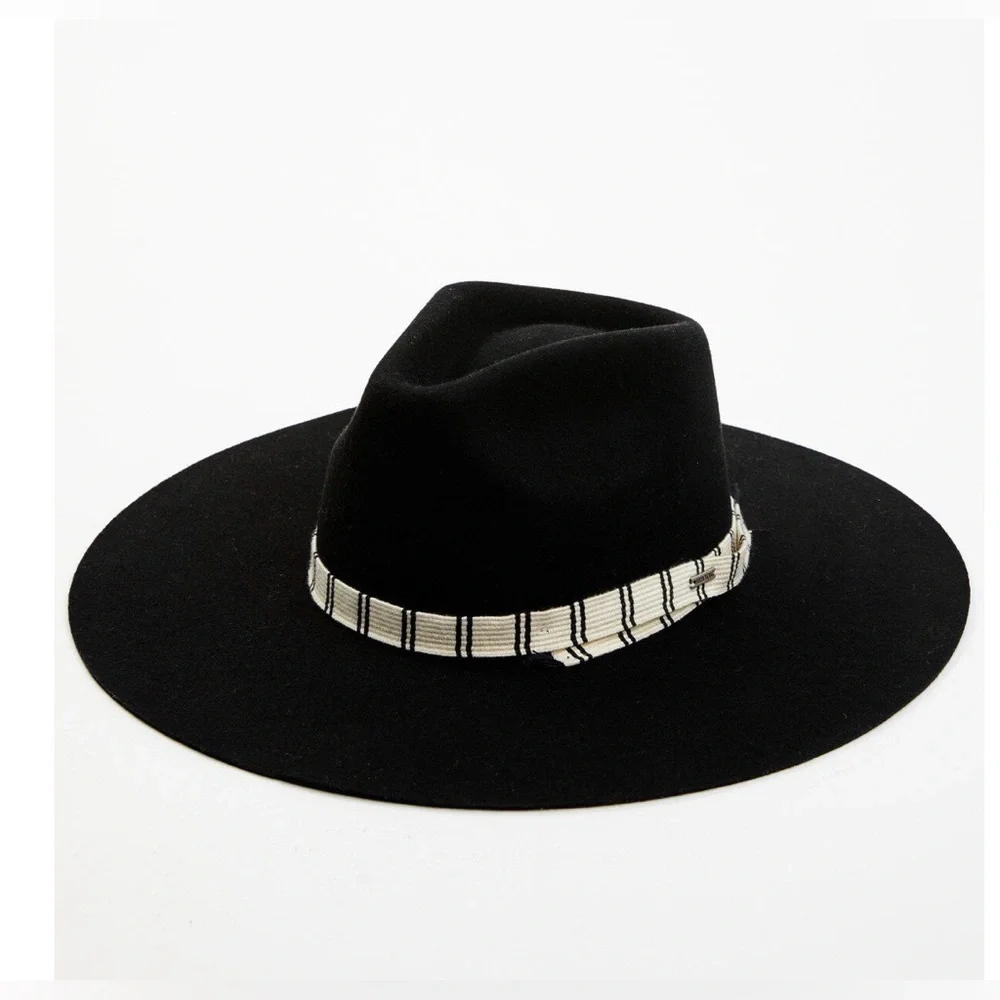 NWOT 100% Wool Brixton Hat size M